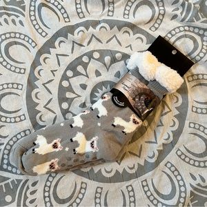 NWT Thermal Knit Socks